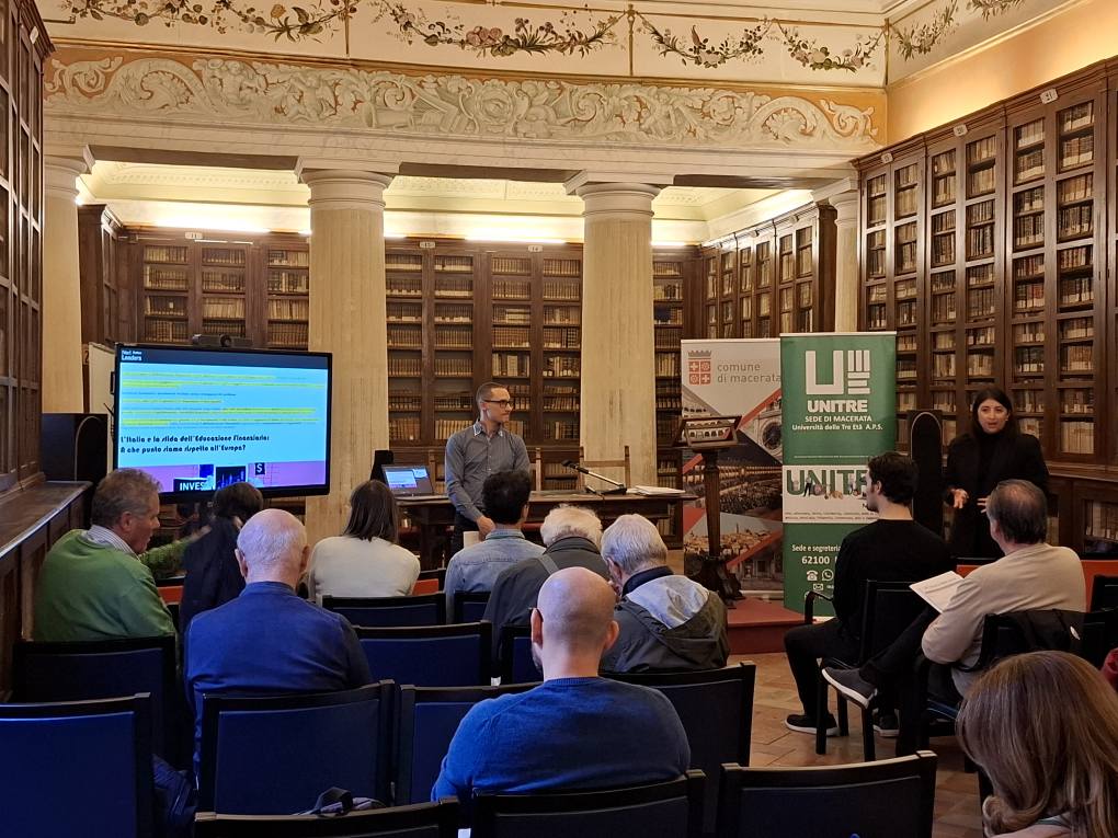 La presentazione alla città