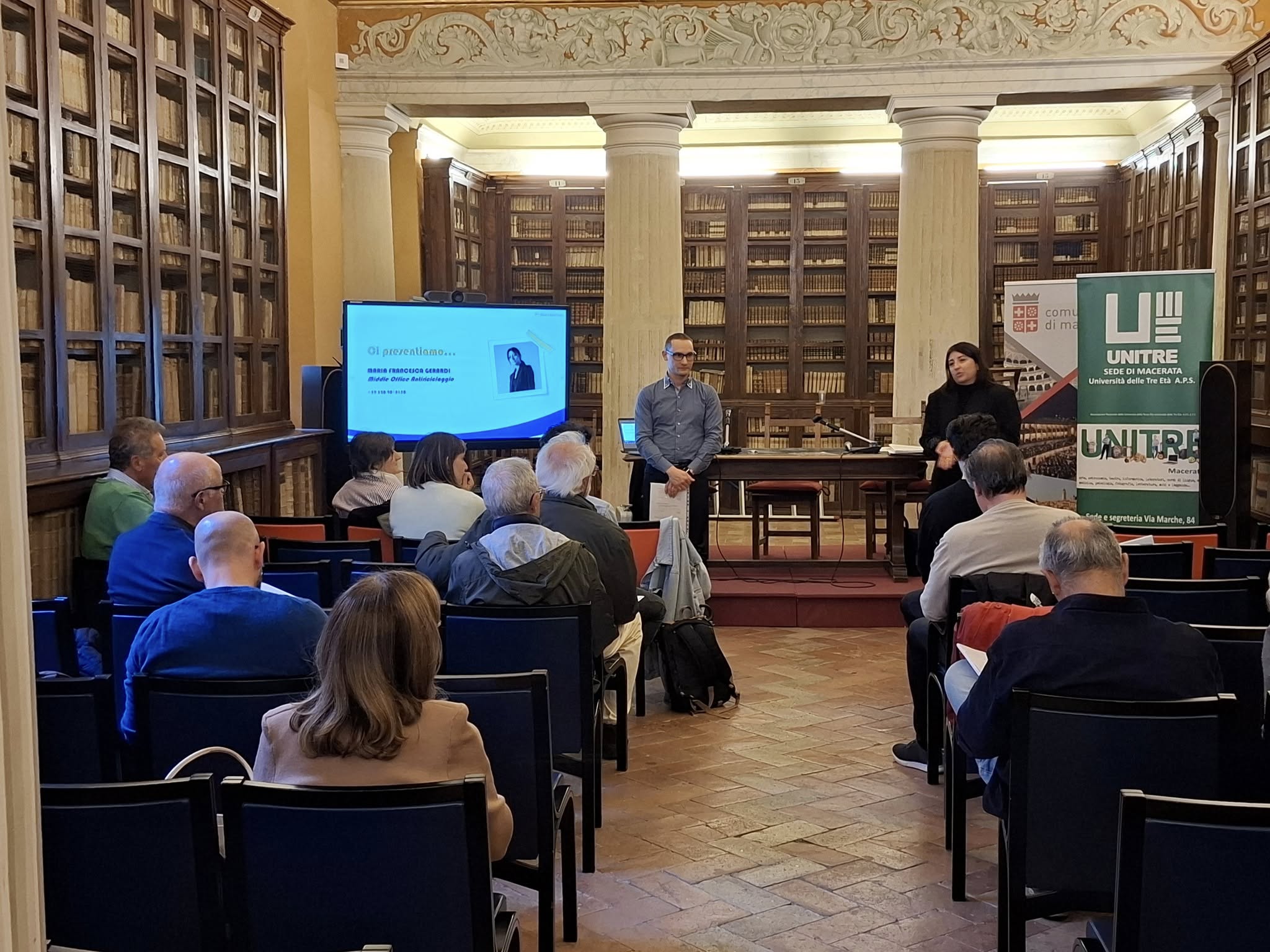 La presentazione alla città